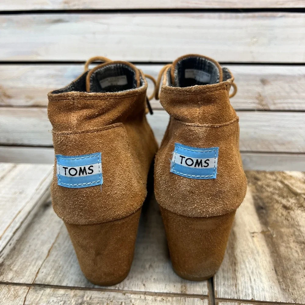 TOMS Brown Suede Lace Up Wedge‎ Booties Desert Chukka Boots Y2K W10